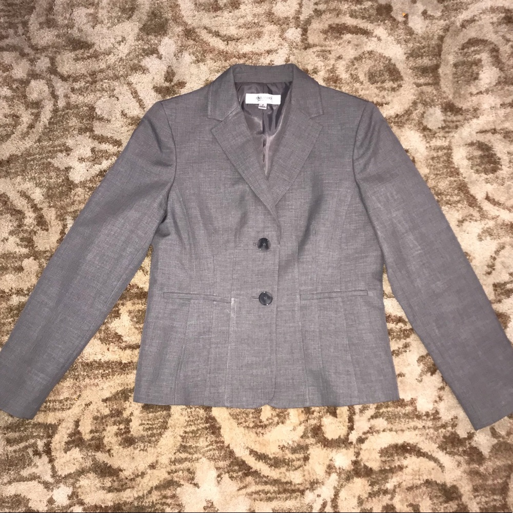 Jones studio blazer size 8